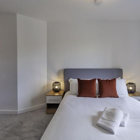 Lovely 2 Bedroom Apartment In Central Ashford Ashford (Kent) Exterior foto