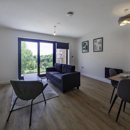 Lovely 2 Bedroom Apartment In Central Ashford Ashford (Kent) Exterior foto
