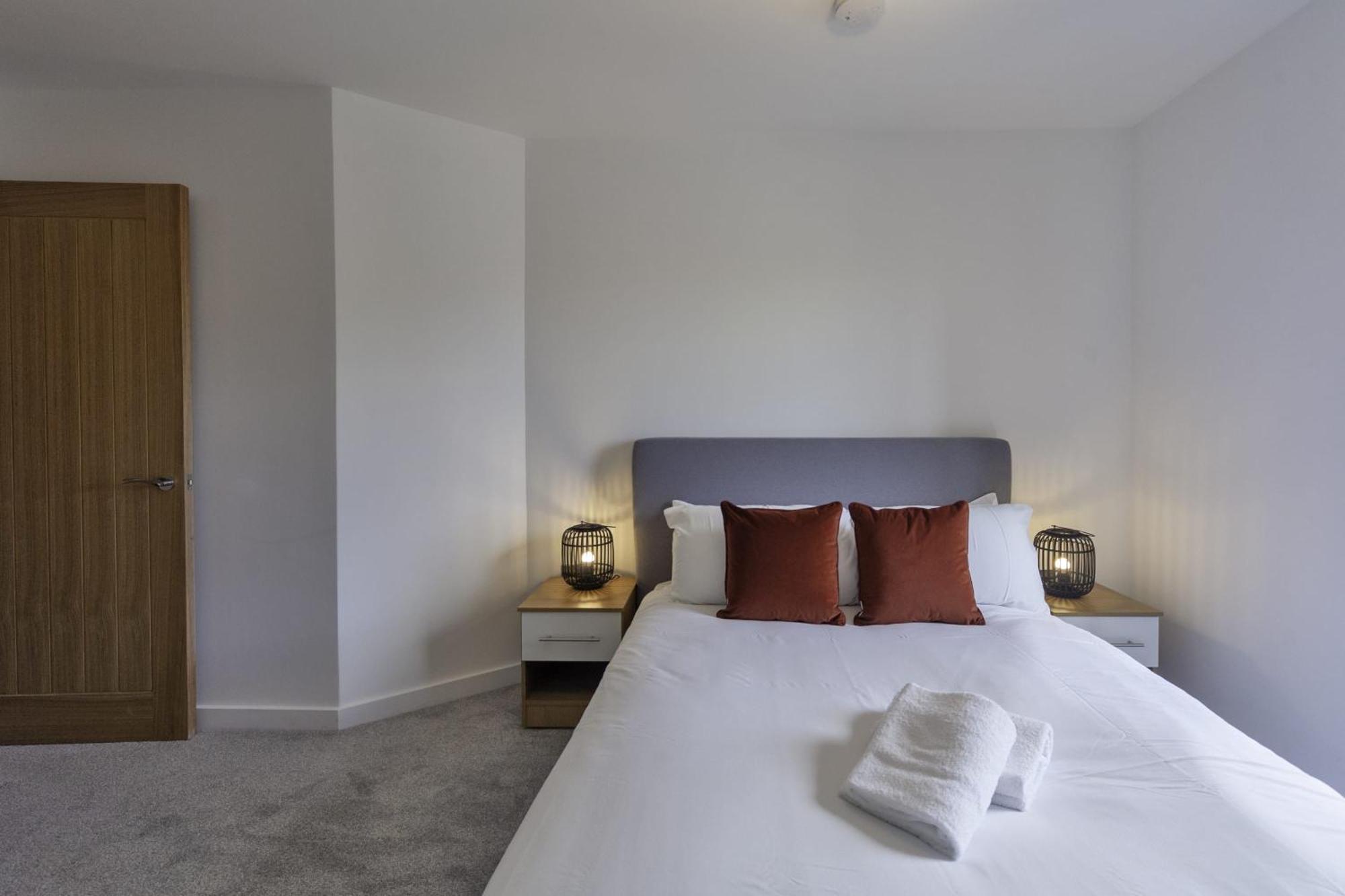 Lovely 2 Bedroom Apartment In Central Ashford Ashford (Kent) Exterior foto